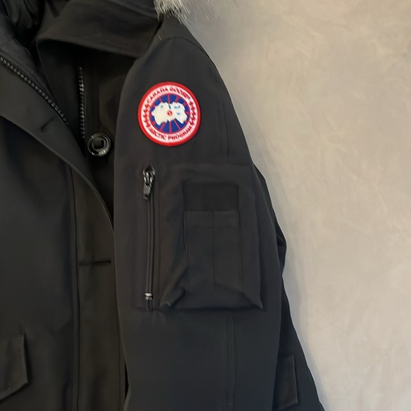 Canada Goose Montebello Parka - Picture 7 of 9